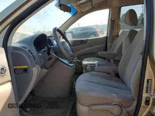 2011 Kia Sedona LX with VIN KNDMG4C71B6393083, listed as a Copart auction lot 63269004 with 136,601 mi miles and Salvage Title. Bid and sale history available at carsss.com. Image 7.