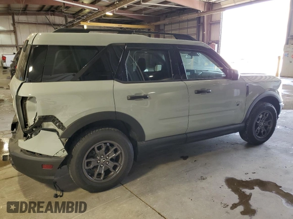 2021 Ford Bronco Sport Big Bend z VIN 3FMCR9B68MRB03127, wystawiony jako Copart lot #56882625 z przebiegiem 28 097 mil mil oraz Szkoda całkowita • Salvage title. Historia ofert i sprzedaży dostępna na DreamBid. Obrazek 3.