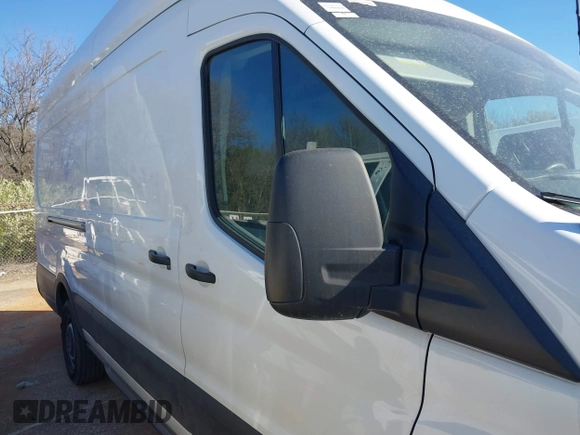 2023 Ford Transit Cargo z VIN 1FTBR3X8XPKA69739, wystawiony jako IAAI lot #41824302 z przebiegiem 67 703 mil mil oraz . Historia ofert i sprzedaży dostępna na DreamBid. Obrazek 13.