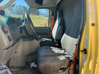 2019 Ford Econoline Commercial with VIN 1FDXE4FS9KDC52269, listed as a Copart auction lot 48694385 with 150,000 mi miles and Clean Title. Bid and sale history available at carsss.com. Image 5.