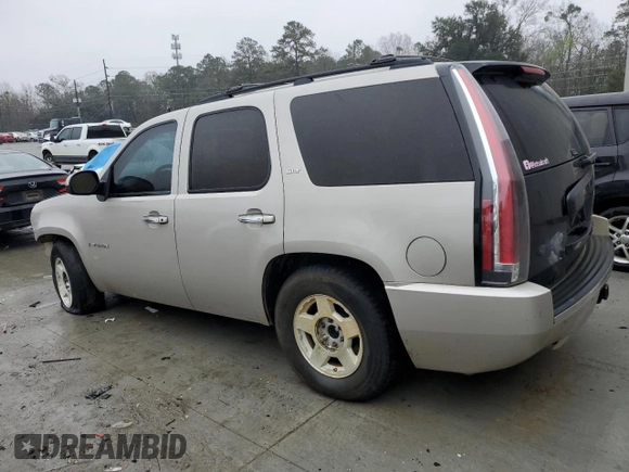 2007 GMC Yukon SLT with VIN 1GKFC13027R411980, listed as a Copart auction lot 47655865 with 272,176 mi miles and Salvage Title. Bid and sale history available at carsss.com. Image 2.