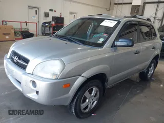 2007 Hyundai Tucson GLS with VIN KM8JM12B07U567384, listed as a IAAI auction lot 41779454 with 152,660 mi miles. Bid and sale history available at carsss.com. Image 2.