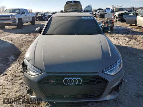 2021 Audi S4 Premium Plus with VIN WAUB4AF46MA012762, listed as a Copart auction lot 42128455 with 43,937 mi miles and Salvage Title. Bid and sale history available at carsss.com. Image 5.
