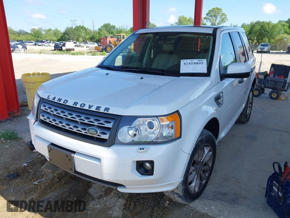 2011 Land Rover LR2 HSE with VIN SALFR2BN5BH268155, listed as a IAAI auction lot 42418895 with 91,566 mi miles and . Bid and sale history available at DreamBid. Image 2.
