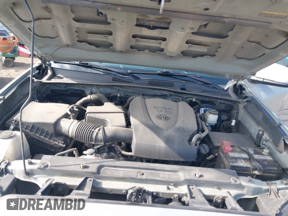 2022 Toyota Tacoma SR5 z VIN 3TMBZ5DN3NM034388, wystawiony jako IAAI lot #42270543 z przebiegiem 179 904 mil mil oraz . Historia ofert i sprzedaży dostępna na DreamBid. Obrazek 10.