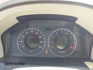 2008 Volvo V70 with VIN YV1BW982481053012, listed as a IAAI auction lot 42836648 with 115,007 mi miles and . Bid and sale history available at DreamBid. Image 7.