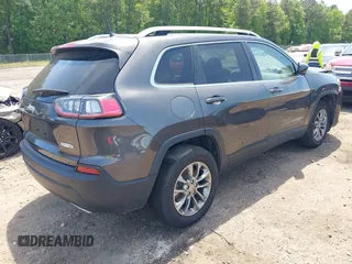 2019 Jeep Cherokee Latitude Plus z VIN 1C4PJMLXXKD471368, wystawiony jako IAAI lot #42216434 z przebiegiem 51 804 mil mil oraz . Historia ofert i sprzedaży dostępna na DreamBid. Obrazek 4.