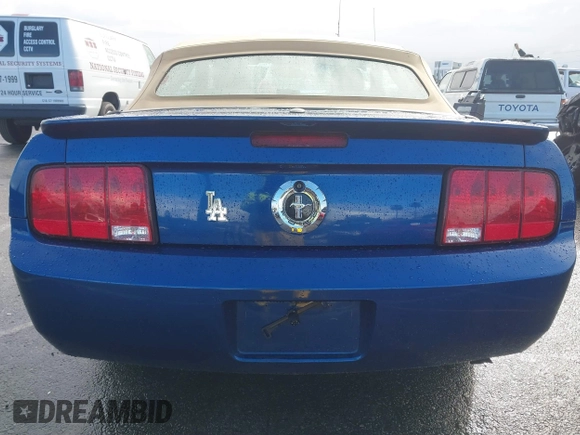 2007 Ford Mustang Deluxe with VIN 1ZVFT84N875329917, listed as a IAAI auction lot 41760205 with 171,005 mi miles and . Bid and sale history available at carsss.com. Image 16.