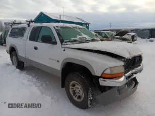 1998 Dodge Dakota SLT with VIN 1B7GG22X0WS597602, listed as a Copart auction lot 84299884 with 187,120 mi miles and Salvage Title. Bid and sale history available at carsss.com. Image 4.