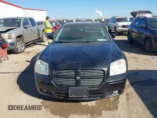 2005 Dodge Magnum SE with VIN 2D4FV48V55H661046, listed as a IAAI auction lot 41644364 with 125,400 mi miles and . Bid and sale history available at carsss.com. Image 12.