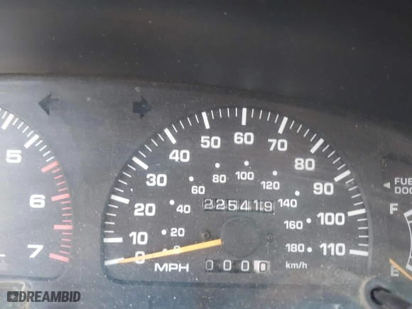 1998 Toyota 4Runner with VIN JT3GM84R6W0032488, listed as a IAAI auction lot 41502573 with 225,419 mi miles. Bid and sale history available at carsss.com. Image 15.