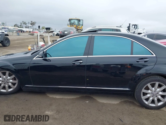 2008 Mercedes-Benz S 550 with VIN WDDNG86X48A219544, listed as a IAAI auction lot 41922931 with 150,129 mi miles and . Bid and sale history available at carsss.com. Image 15.