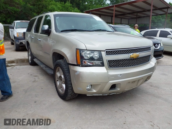 2013 Chevrolet Suburban LT with VIN 1GNSKJE74DR166223, listed as a IAAI auction lot 42172184 with 200,901 mi miles and . Bid and sale history available at DreamBid. Image 1.