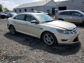 2011 Ford Taurus Limited z VIN 1FAHP2FW4BG100365, wystawiony jako Copart lot #53994645 z przebiegiem 93 803 mil mil oraz Szkoda całkowita • Salvage title. Historia ofert i sprzedaży dostępna na DreamBid. Obrazek 4.