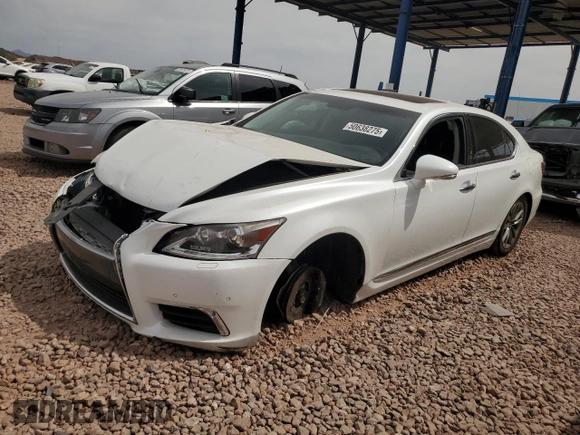 2013 Lexus LS 460 z VIN JTHBL5EF2D5115068, wystawiony jako Copart lot #50638275 z przebiegiem 84 817 mil mil oraz Szkoda całkowita • Salvage title. Historia ofert i sprzedaży dostępna na DreamBid. Obrazek 1.