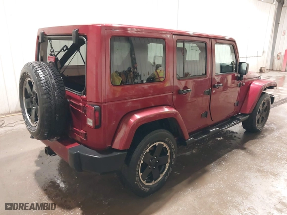 2012 Jeep Wrangler Unlimited Sahara with VIN 1C4BJWEG0CL256852, listed as a IAAI auction lot 41765640 with 171,408 mi miles. Bid and sale history available at carsss.com. Image 4.