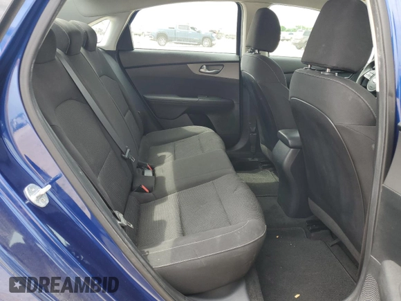 2019 Kia Forte LXS с VIN 3KPF24AD2KE125928, выставлен на аукционе Copart как лот 52880985 с пробегом 72 049 миль миль и Списание • Salvage title. История ставок и продаж доступна на DreamBid. Изображение 10.