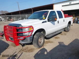 2015 Ford Super Duty F-250 SRW Lariat with VIN 1FT7W2B68FEA46052, listed as a IAAI auction lot 41203769 with 198,044 mi miles. Bid and sale history available at carsss.com. Image 17.