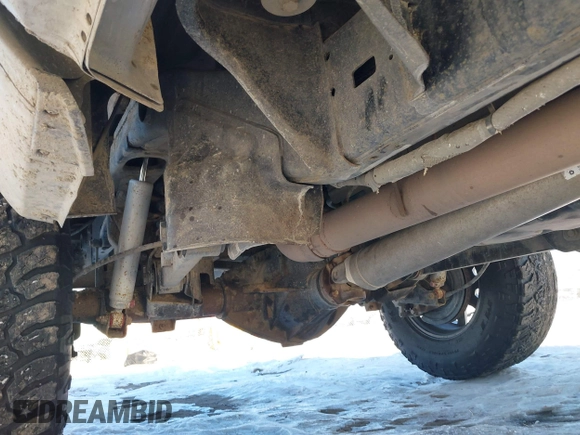 2017 Ram 2500 Tradesman with VIN 3C6UR5CLXHG767606, listed as a IAAI auction lot 41403683 with 175,441 mi miles and . Bid and sale history available at DreamBid. Image 6.