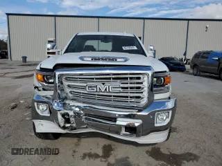 2018 GMC Sierra 2500HD SLT with VIN 1GT12TEYXJF156687, listed as a Copart auction lot 86760944 with 79,387 mi miles and Salvage Title. Bid and sale history available at carsss.com. Image 5.
