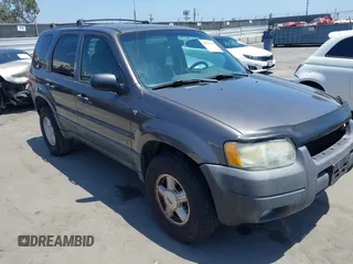 2002 Ford Escape XLT Choice с VIN 1FMYU03142KC99894, выставлен на аукционе IAAI как лот 42506225 с пробегом 108 621 миль миль и . История ставок и продаж доступна на DreamBid. Изображение 1.