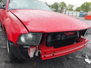 2005 Ford Mustang Deluxe with VIN 1ZVFT80NX55170109, listed as a IAAI auction lot 41981308 with 84,419 mi miles. Bid and sale history available at carsss.com. Image 14.