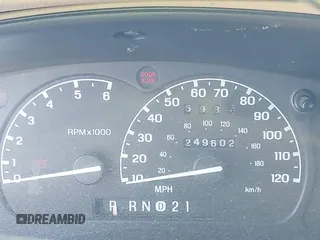1999 Ford Explorer XLT z VIN 1FMZU32E7XZA61692, wystawiony jako IAAI lot #42240453 z przebiegiem 249 602 mil mil oraz . Historia ofert i sprzedaży dostępna na DreamBid. Obrazek 7.