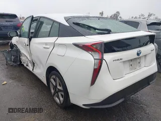 2016 Toyota Prius Four z VIN JTDKARFU5G3018930, wystawiony jako IAAI lot #41570722 z przebiegiem 172 791 mil mil oraz . Historia ofert i sprzedaży dostępna na DreamBid. Obrazek 3.