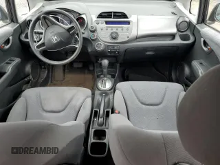 2010 Honda Fit z VIN JHMGE8H22AS027239, wystawiony jako Copart lot #59358935 z przebiegiem 121 802 mil mil oraz Czysty tytuł • Clean title. Historia ofert i sprzedaży dostępna na DreamBid. Obrazek 8.