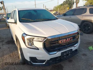 2024 GMC Terrain SLE z VIN 3GKALMEG0RL242364, wystawiony jako IAAI lot #42031021 z przebiegiem Nie podano mil oraz . Historia ofert i sprzedaży dostępna na DreamBid. Obrazek 1.