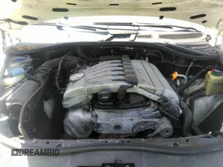 2008 Volkswagen Touareg V6 z VIN WVGBE77L38D033206, wystawiony jako IAAI lot #41903936 z przebiegiem Nie podano mil oraz . Historia ofert i sprzedaży dostępna na DreamBid. Obrazek 10.