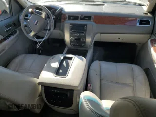 2007 GMC Yukon XL SLT with VIN 1GKFC16J77J256006, listed as a Copart auction lot 88072205 with 254,734 mi miles and Salvage Title. Bid and sale history available at carsss.com. Image 8.