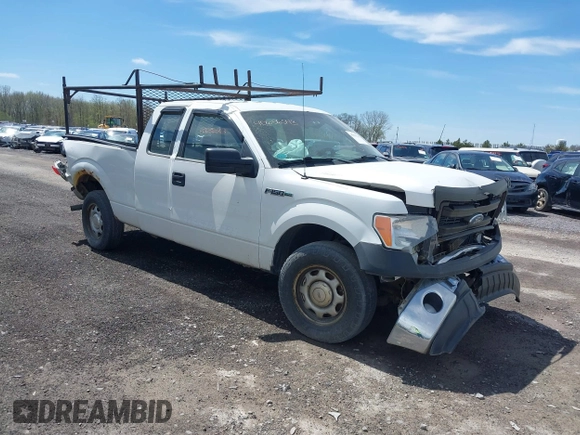 2014 Ford F-150 XL with VIN 1FTFX1CF8EFA94564, listed as a IAAI auction lot 40656243 with 184,667 mi miles. Bid and sale history available at carsss.com. Image 1.