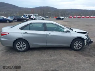 2017 Toyota Camry XLE with VIN 4T1BF1FK5HU328861, listed as a IAAI auction lot 42037394 with 163,589 mi miles. Bid and sale history available at carsss.com. Image 14.