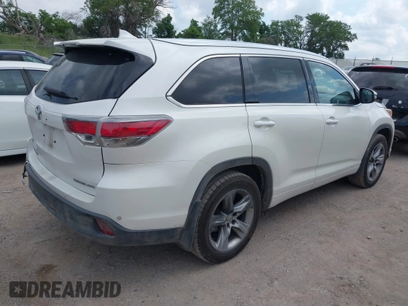 2015 Toyota Highlander Limited with VIN 5TDDKRFH9FS204671, listed as a IAAI auction lot 42503768 with 275,365 mi miles and . Bid and sale history available at DreamBid. Image 4.