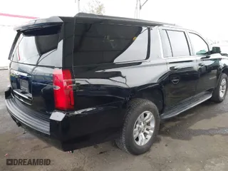 2019 Chevrolet Suburban LT with VIN 1GNSCHKC2KR170551, listed as a IAAI auction lot 41755545 with 89,661 mi miles. Bid and sale history available at carsss.com. Image 4.