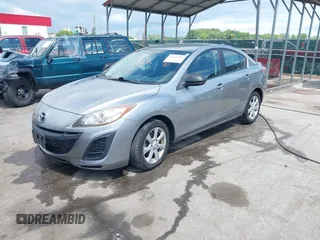 2011 Mazda 3 i Touring z VIN JM1BL1VG2B1442643, wystawiony jako IAAI lot #42145394 z przebiegiem 145 550 mil mil oraz . Historia ofert i sprzedaży dostępna na DreamBid. Obrazek 18.