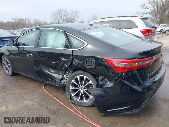 2018 Toyota Avalon XLE with VIN 4T1BK1EB2JU271022, listed as a IAAI auction lot 41888633 with 44,946 mi miles and . Bid and sale history available at DreamBid. Image 6.