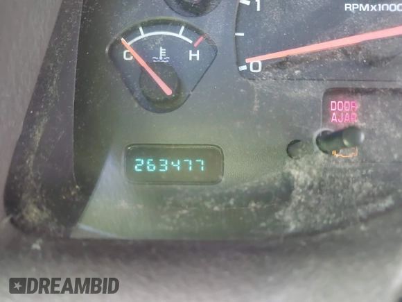 2002 Dodge Durango z VIN 1B8HR58N92F182198, wystawiony jako IAAI lot #41302768 z przebiegiem 263 477 mil mil oraz . Historia ofert i sprzedaży dostępna na DreamBid. Obrazek 7.