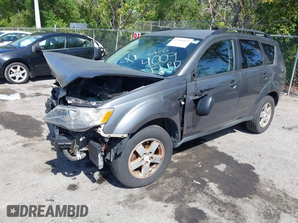 2007 Mitsubishi Outlander LS z VIN JA4MT31XX7U004009, wystawiony jako IAAI lot #42006069 z przebiegiem 222 768 mil mil oraz . Historia ofert i sprzedaży dostępna na DreamBid. Obrazek 17.