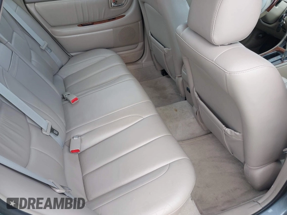 2004 Toyota Avalon XL with VIN 4T1BF28B04U370884, listed as a IAAI auction lot 42207912 with 210,339 mi miles and . Bid and sale history available at DreamBid. Image 8.