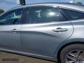 2019 Toyota Avalon Hybrid Limited with VIN 4T1B21FB1KU003112, listed as a IAAI auction lot 41610307 with 169,569 mi miles. Bid and sale history available at carsss.com. Image 15.