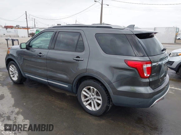 2016 Ford Explorer XLT with VIN 1FM5K7DH8GGB95352, listed as a IAAI auction lot 42118995 with 140,963 mi miles and . Bid and sale history available at carsss.com. Image 3.