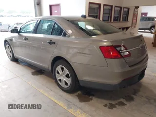 2016 Ford Police Interceptor с VIN 1FAHP2MK9GG155174, выставлен на аукционе IAAI как лот 42337123 с пробегом 120 708 миль миль и . История ставок и продаж доступна на DreamBid. Изображение 3.
