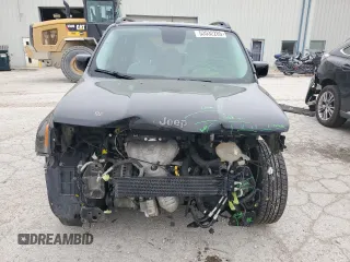 2015 Jeep Renegade Latitude with VIN ZACCJABT0FPB66817, listed as a Copart auction lot 53532285 with 69,102 mi miles and Salvage Title. Bid and sale history available at DreamBid. Image 5.