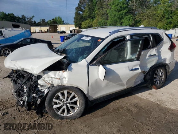 2020 Nissan Rogue S z VIN KNMAT2MV5LP514712, wystawiony jako Copart lot #54103225 z przebiegiem Nie podano mil oraz Szkoda całkowita • Salvage title. Historia ofert i sprzedaży dostępna na DreamBid. Obrazek 1.