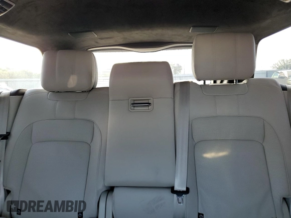2020 Land Rover Range Rover Autobiography with VIN SALGV5SE1LA593476, listed as a Copart auction lot 70404914 with 18,533 mi miles and Salvage title. Bid and sale history available at DreamBid. Image 10.