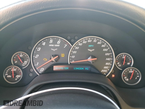 2010 Chevrolet Corvette Z16 Grand Sport 3LT z VIN 1G1YW2DW9A5103748, wystawiony jako Copart lot #80986774 z przebiegiem 134 004 mil mil oraz Szkoda całkowita • Salvage title. Historia ofert i sprzedaży dostępna na DreamBid. Obrazek 9.