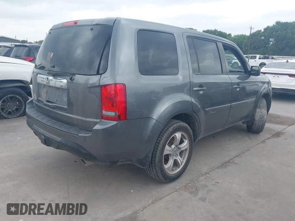 2012 Honda Pilot EX-L with VIN 5FNYF3H53CB033227, listed as a IAAI auction lot 42172444 with 202,420 mi miles. Bid and sale history available at carsss.com. Image 4.