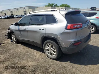 2017 Jeep Cherokee Latitude z VIN 1C4PJMCB5HW545460, wystawiony jako Copart lot #56350065 z przebiegiem 87 873 mil mil oraz Szkoda całkowita • Salvage title. Historia ofert i sprzedaży dostępna na DreamBid. Obrazek 2.